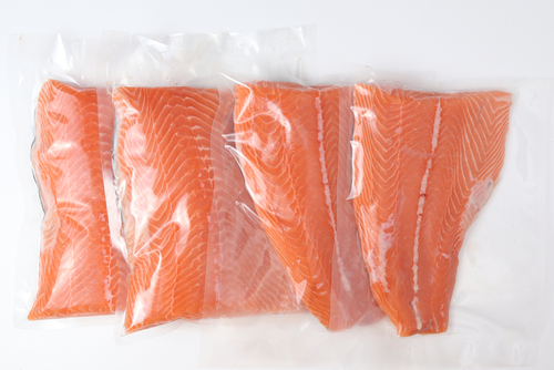 Filets de saumon sous vide